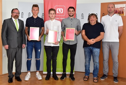 Elektro Maribor nagrajuje najboljše dijake